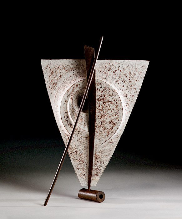 Stoney Lamar (Alexandria, Louisiana, 1951 - ), "All Dressed Up," circa 2003, multi-axis lathe-turned madrone burl, steel, and milk paint, 22 x 14 x 6 in., Arkansas Museum of Fine Arts Foundation Collection: Purchased with a gift from John and Robyn Horn. Photography by Edward C. Robison III. 2004.020.