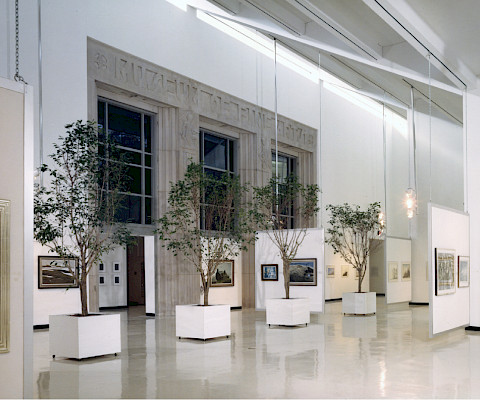 1982 Facade: In a 1982 renovation and expansion, the original Museum of Fine Arts’ façade was preserved as a feature of the building’s interior galleries.