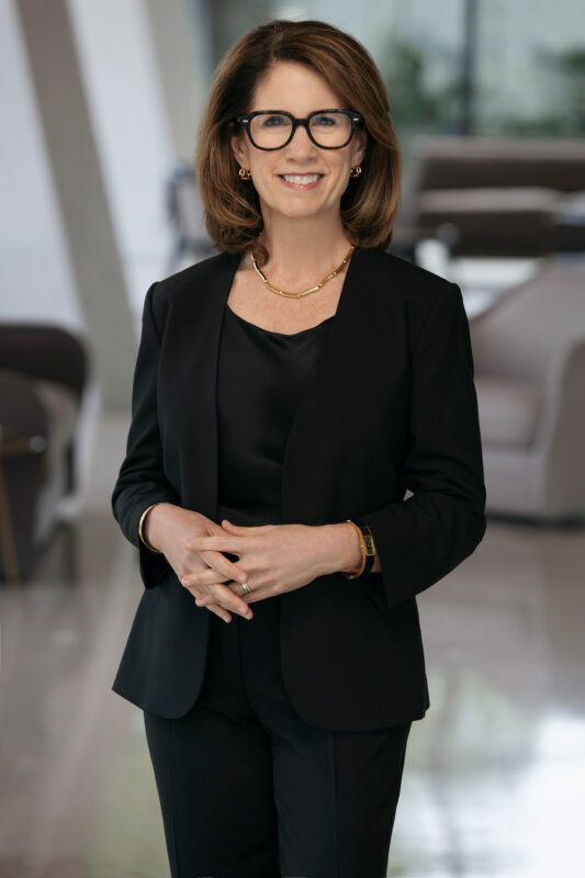 Dr. Victoria Ramirez