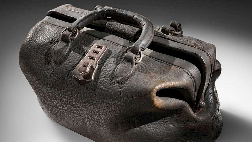 Doctor's Bag - Closed