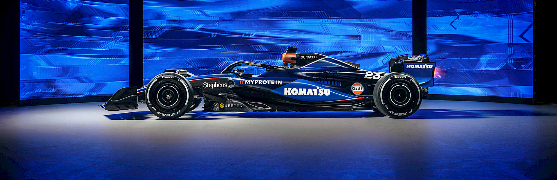 Stephens Sponsors Beyond the F1 Circuit: Artistry and Speed with Williams Racing Exhibition at AMFA