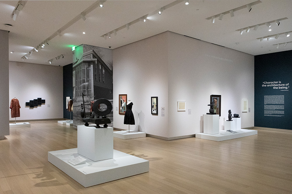 Photo of an art gallery at the Arkansas Museum of Fine Arts.