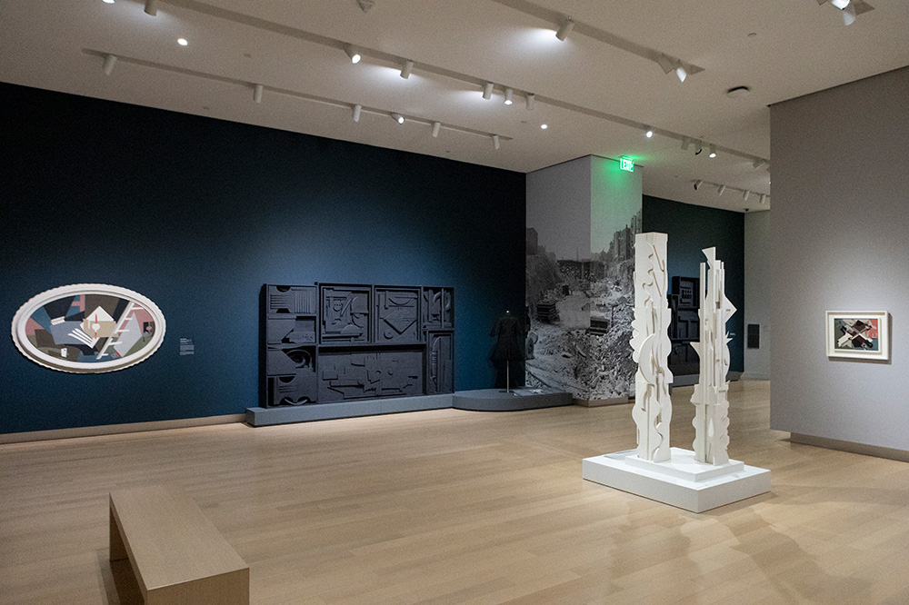 Photo of an art gallery at the Arkansas Museum of Fine Arts.