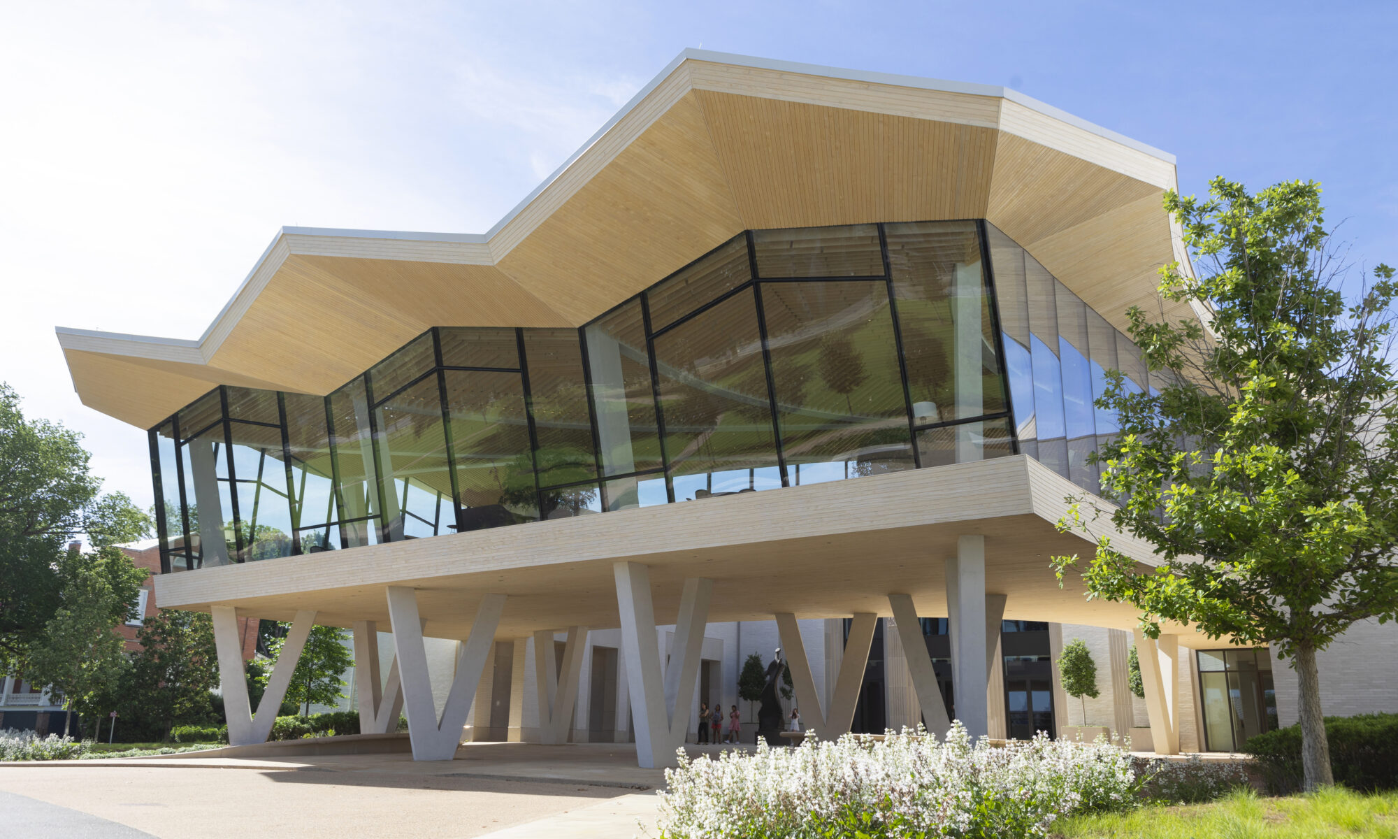 Arkansas Museum of Fine Arts Named a 2025 Recipient of the National Medal for Museum and Library Service