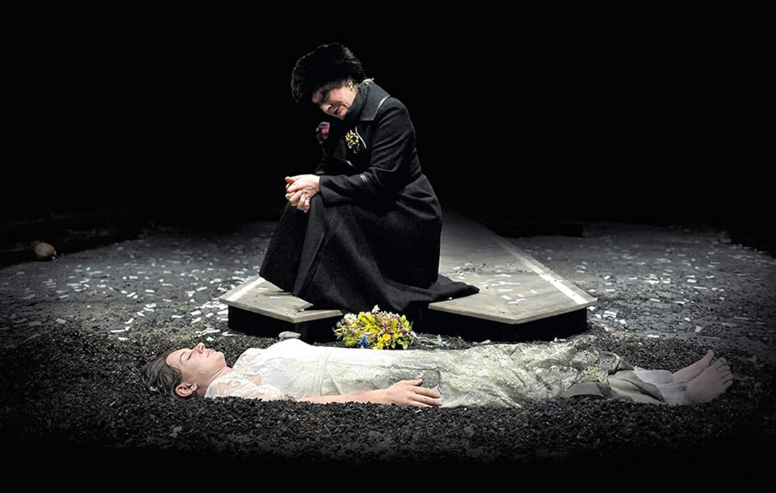 Art Insights: Playing Dead