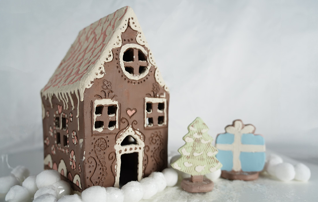 Making Together: Gingerbread Houses
